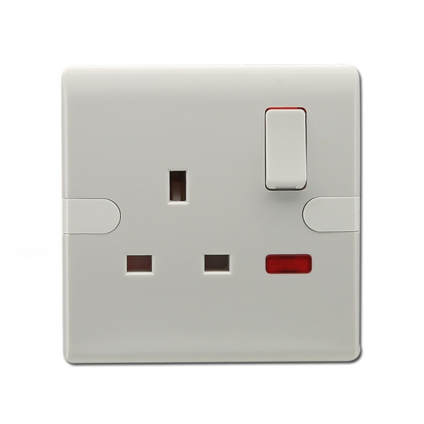 1 gang 3 pin flat socket